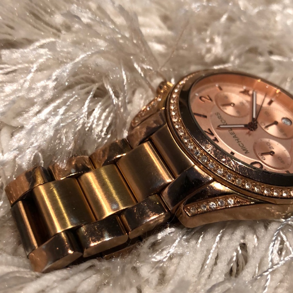 Rose Gold Michael Kors Watch: THE watch of 2012 - Picture 4 of 4